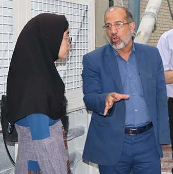 بازدید دکتر میرمحمدی به همراه دانشجویان دانشگاه علوم پزشکی شهید صدوقی یزد